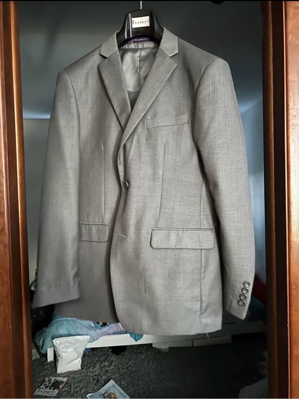 Vinci Men's Light Gray Two-Button Blazer